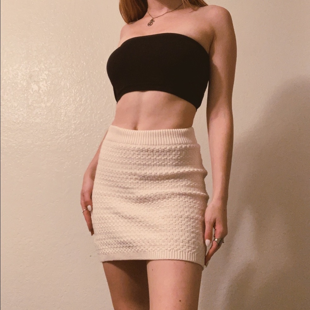 🪶Cream Crochet Pencil Skirt🪶